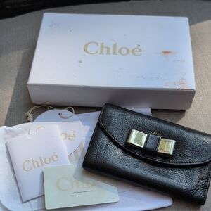 Chloe Black Leather And Gold Bow Wallet